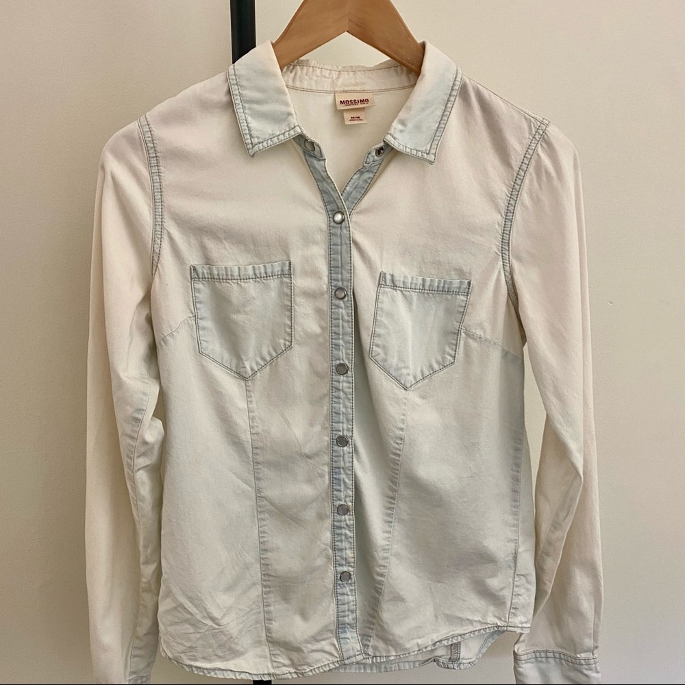 Mossimo light denim wash shirt